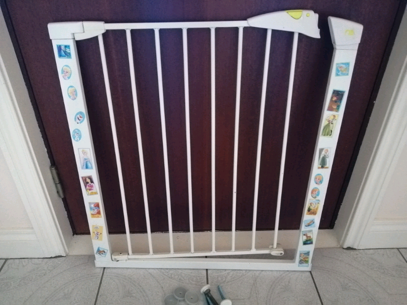 mothercare extendable stair gate